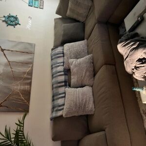 Couch sectional